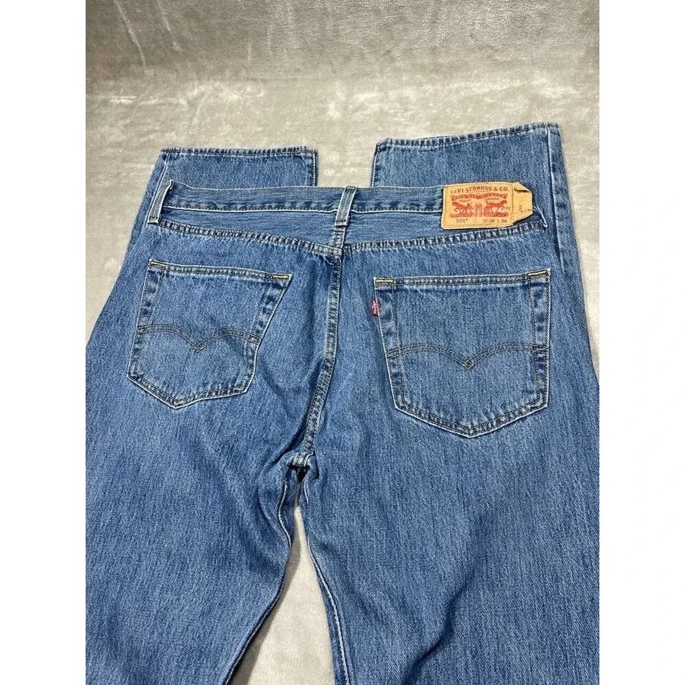 Levi's 501 Button Fly Jeans Men Size 36x36 Straight Denim Irregular